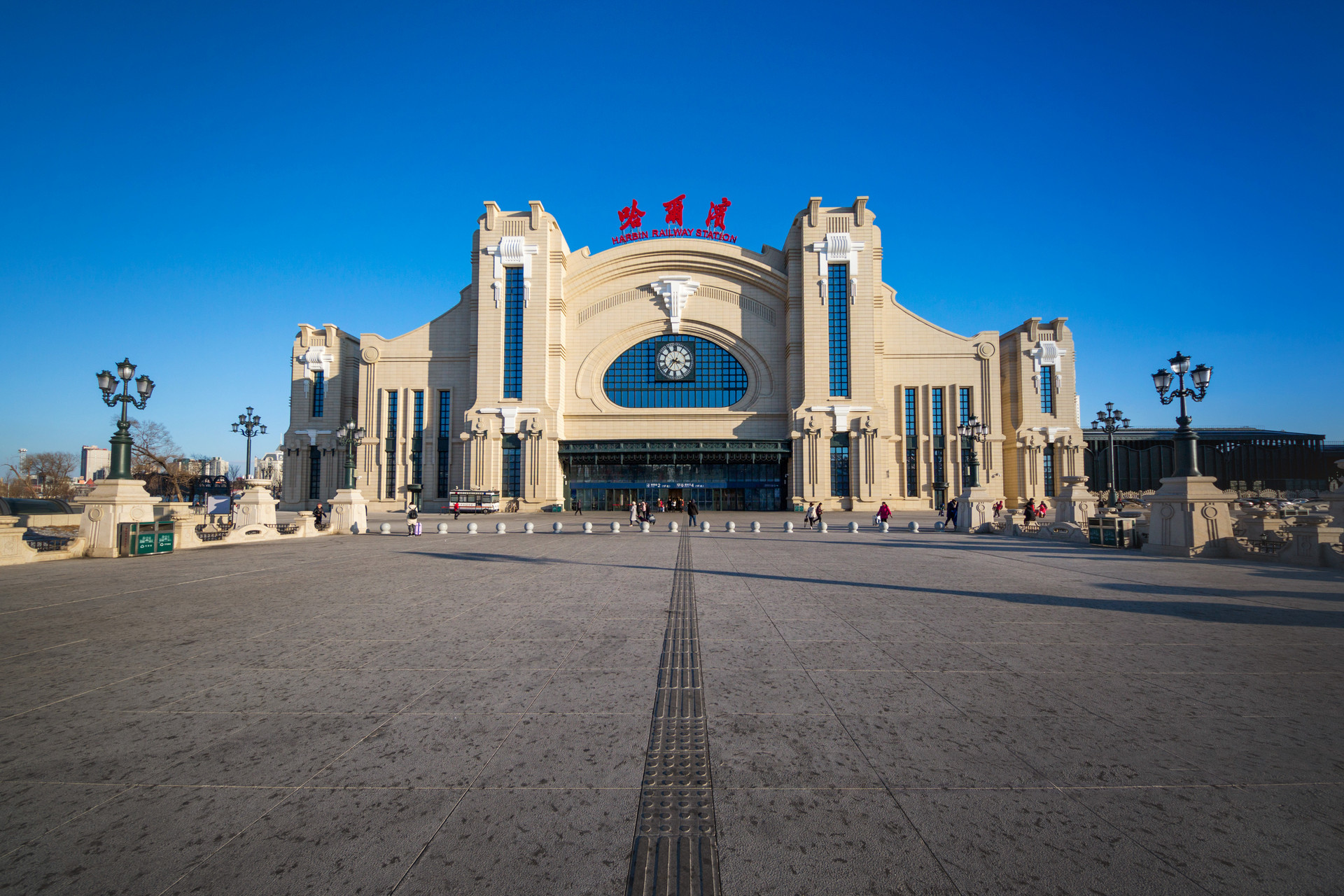 春节出游去哪儿，哈尔滨是个不错的选择，给你一份旅游攻略