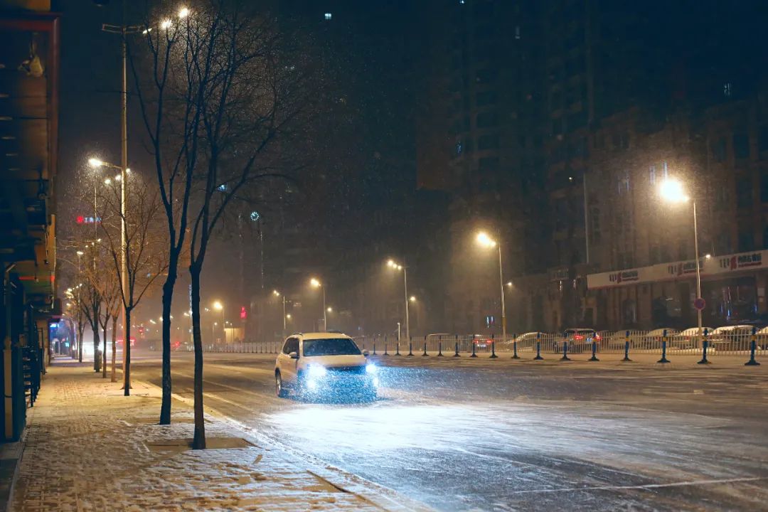 一座夜色撩人的城市！感受哈尔滨精彩“夜生活”，要去这五个地方